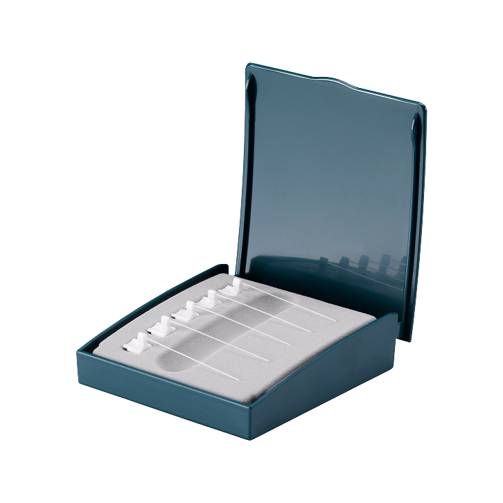 Case containing five replacement monofilaments